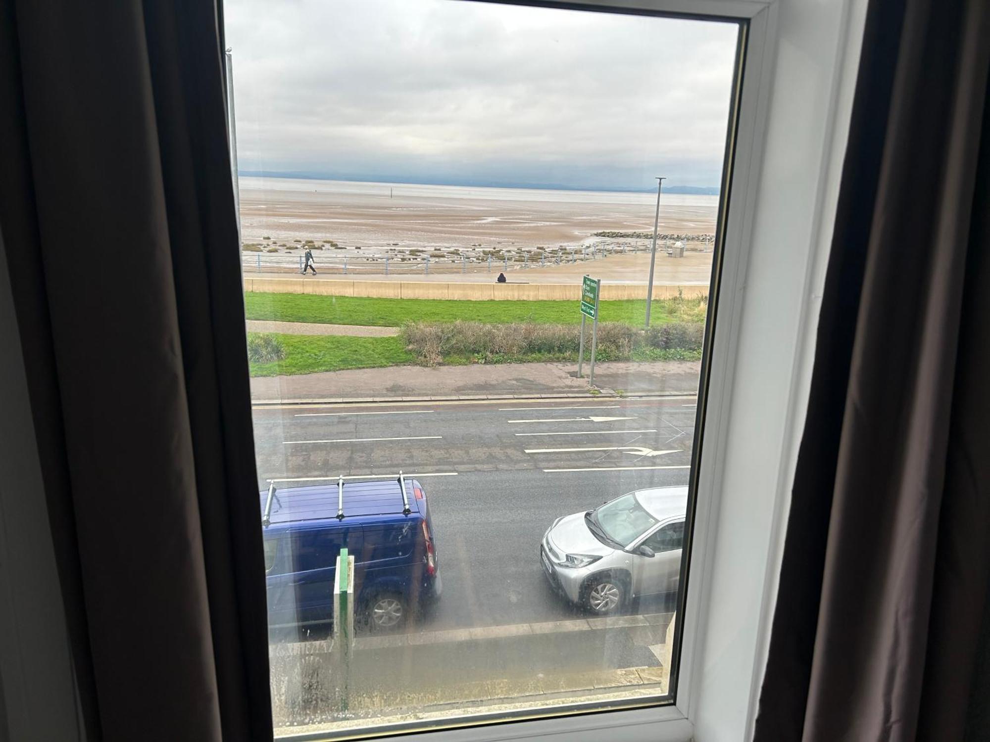 The Clifton Seafront Hotel Morecambe Ngoại thất bức ảnh