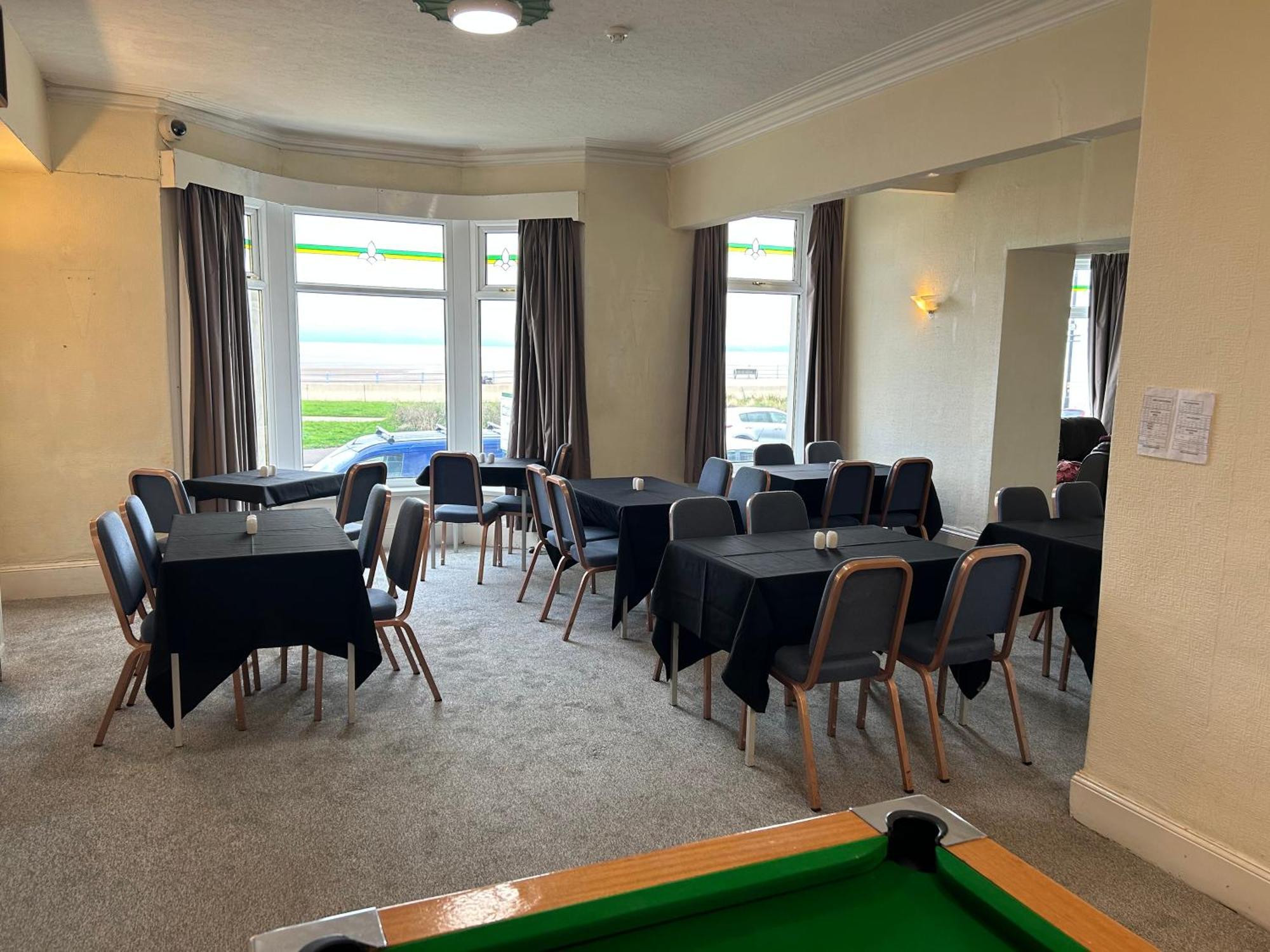 The Clifton Seafront Hotel Morecambe Ngoại thất bức ảnh