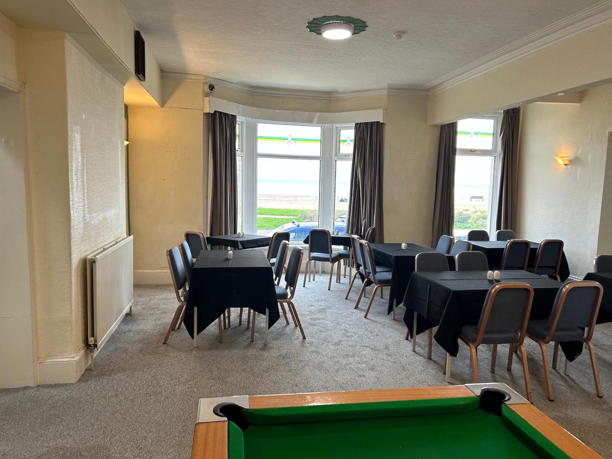 The Clifton Seafront Hotel Morecambe Ngoại thất bức ảnh