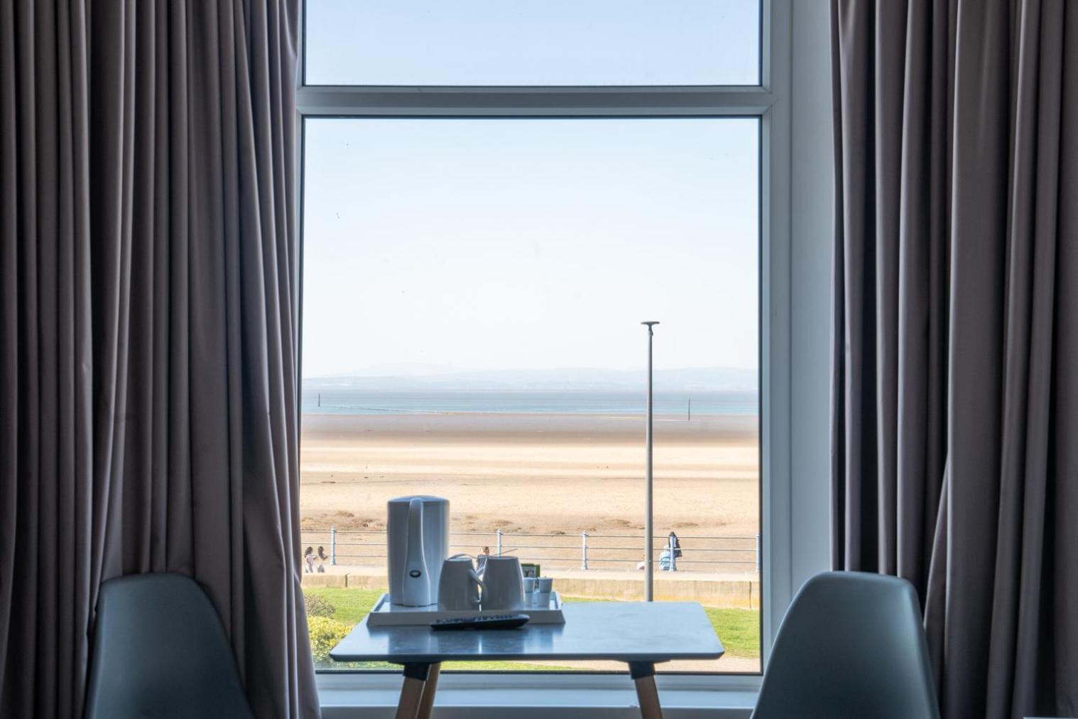 The Clifton Seafront Hotel Morecambe Ngoại thất bức ảnh