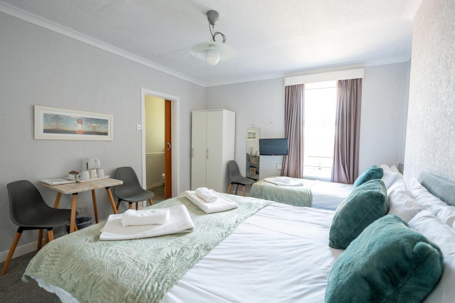The Clifton Seafront Hotel Morecambe Ngoại thất bức ảnh