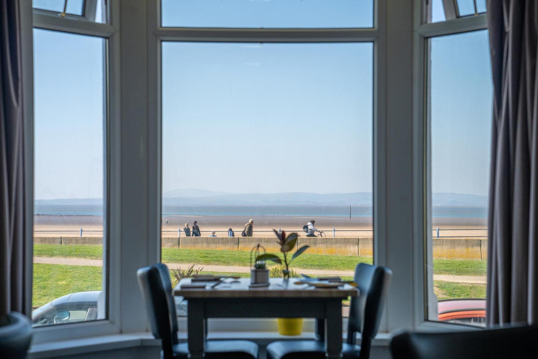 The Clifton Seafront Hotel Morecambe Ngoại thất bức ảnh