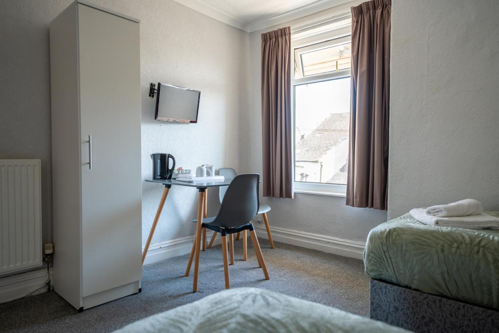 The Clifton Seafront Hotel Morecambe Ngoại thất bức ảnh
